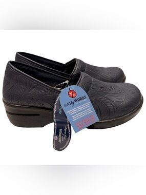 Easy Street Lyndee Professional Shoes Dark Blue Women's 9.5 New with Tag